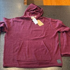 Men's Hooded Pullover Sweatshirt Sweater in Deep Burgundy